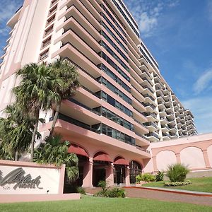 Oceanview Apartment On The Beach 123